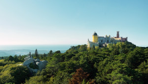 Explore the Art Scene of Lisbon